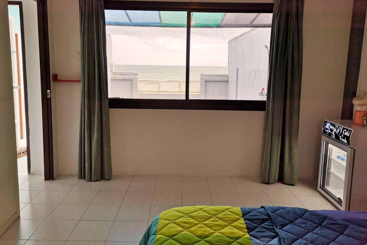 Gao Saengchan Beachfront Rayong Bagian luar foto