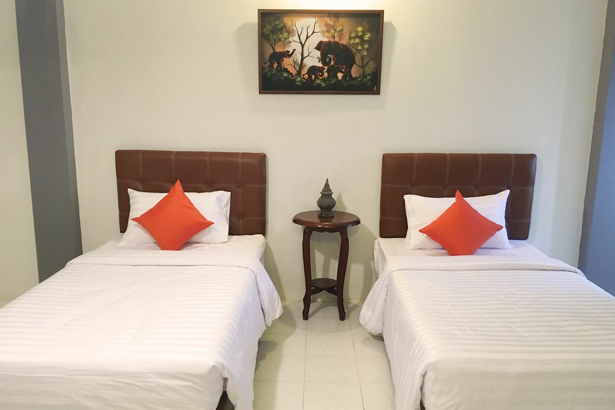 Gao Saengchan Beachfront Rayong Bagian luar foto