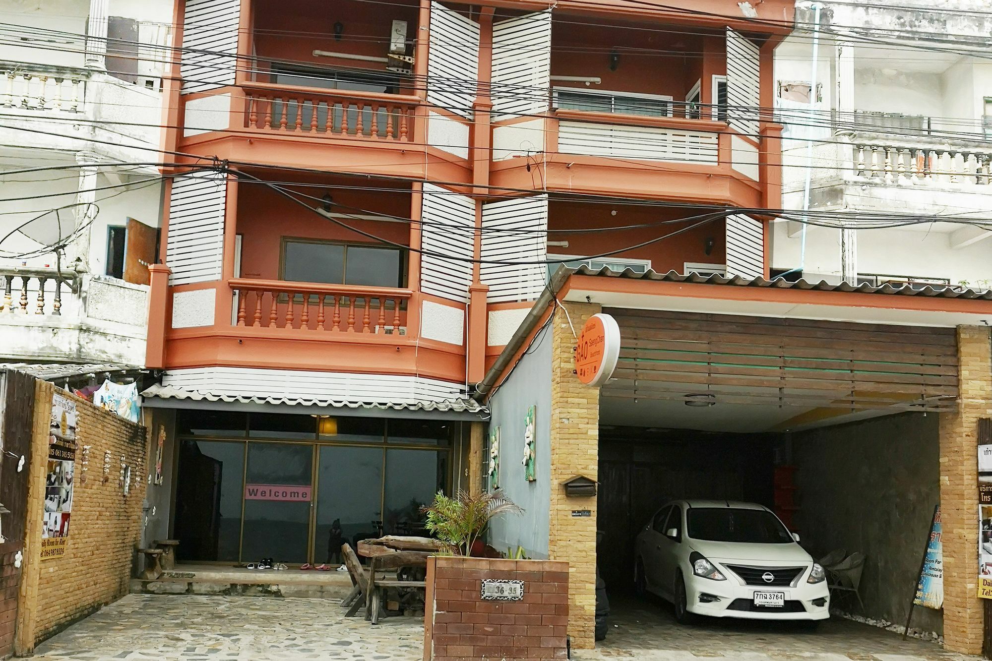 Gao Saengchan Beachfront Rayong Bagian luar foto